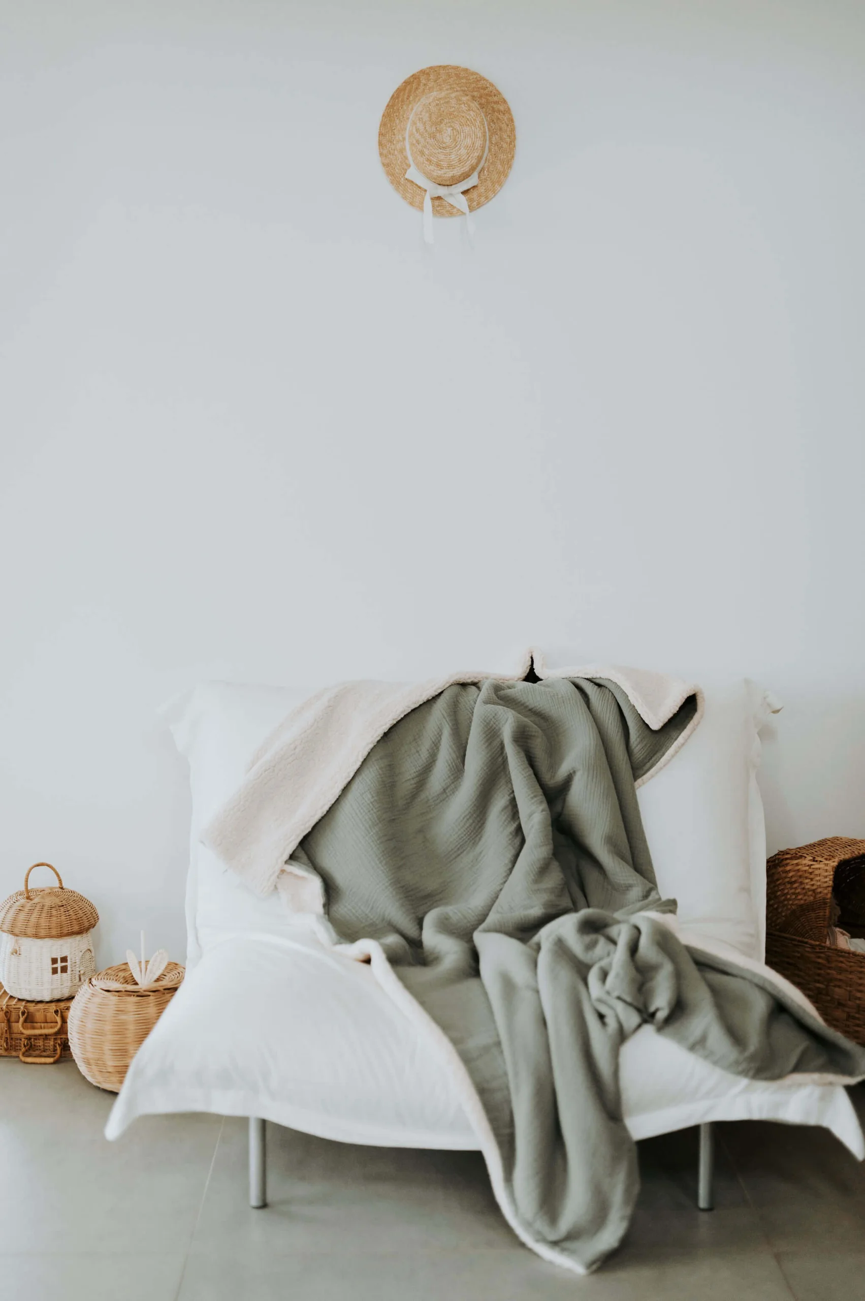 Plaid famille moumoute vert sauge