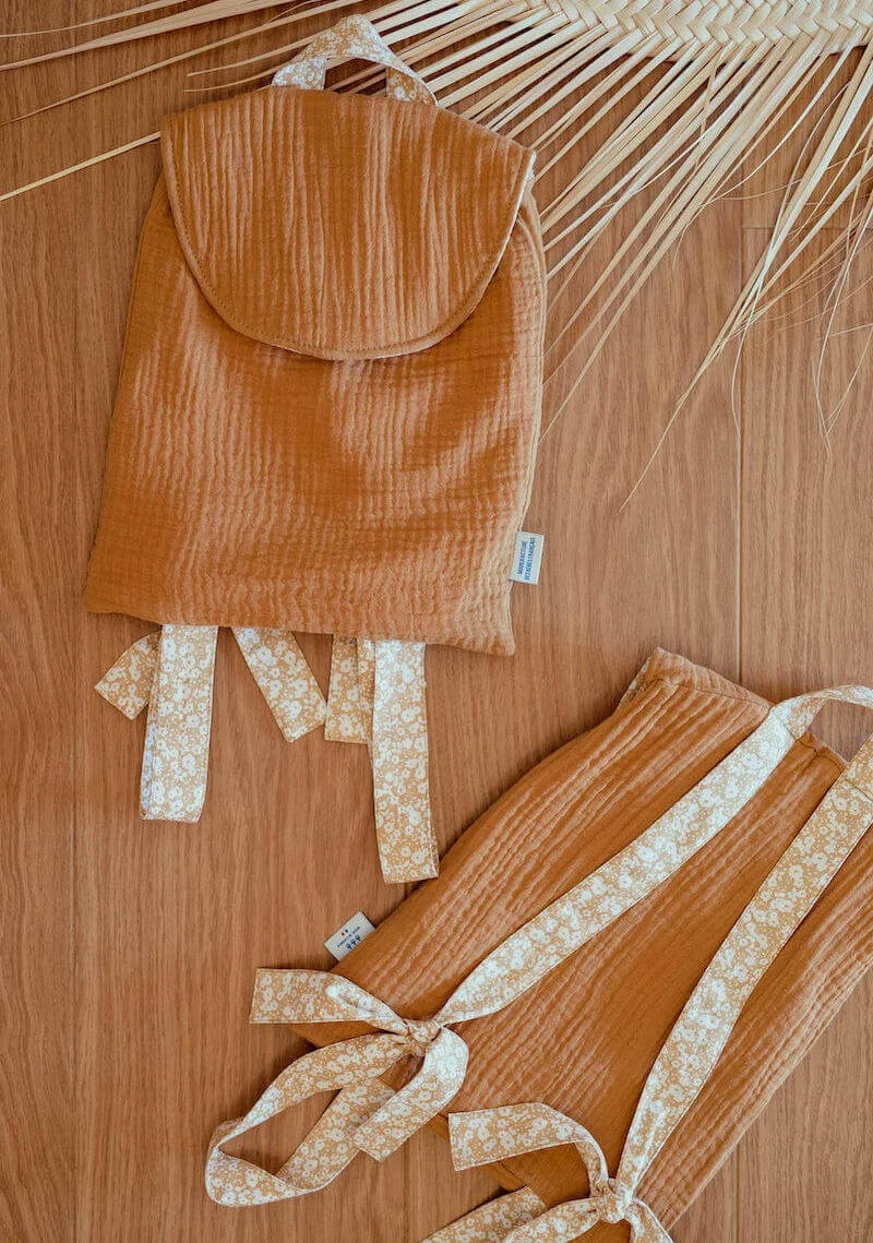 Sac à dos crèche camel