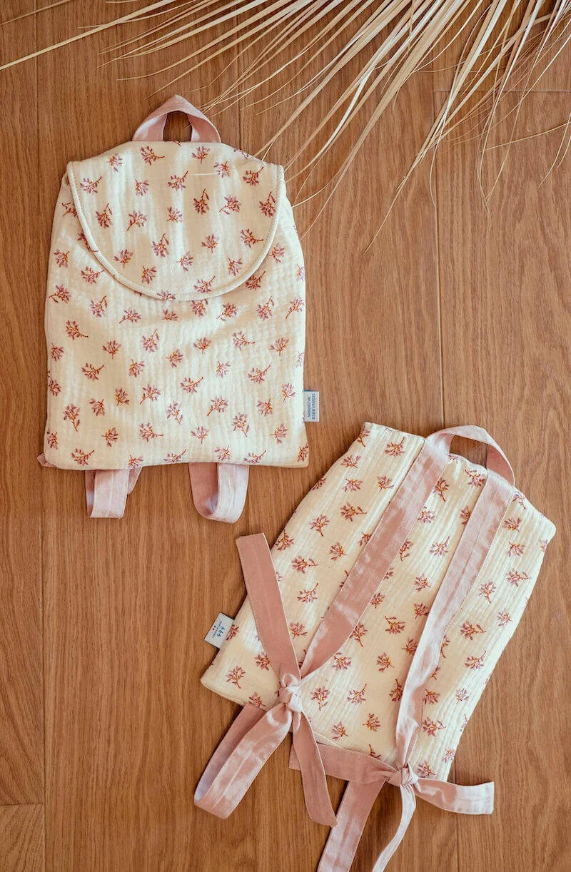 Sac à dos crèche écru fleurie rose